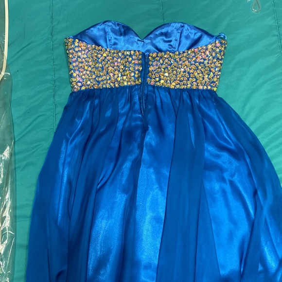 Eureka blue dress. Homecoming or prom. Strapless blue with gold colored beads. - Picture 2 of 6